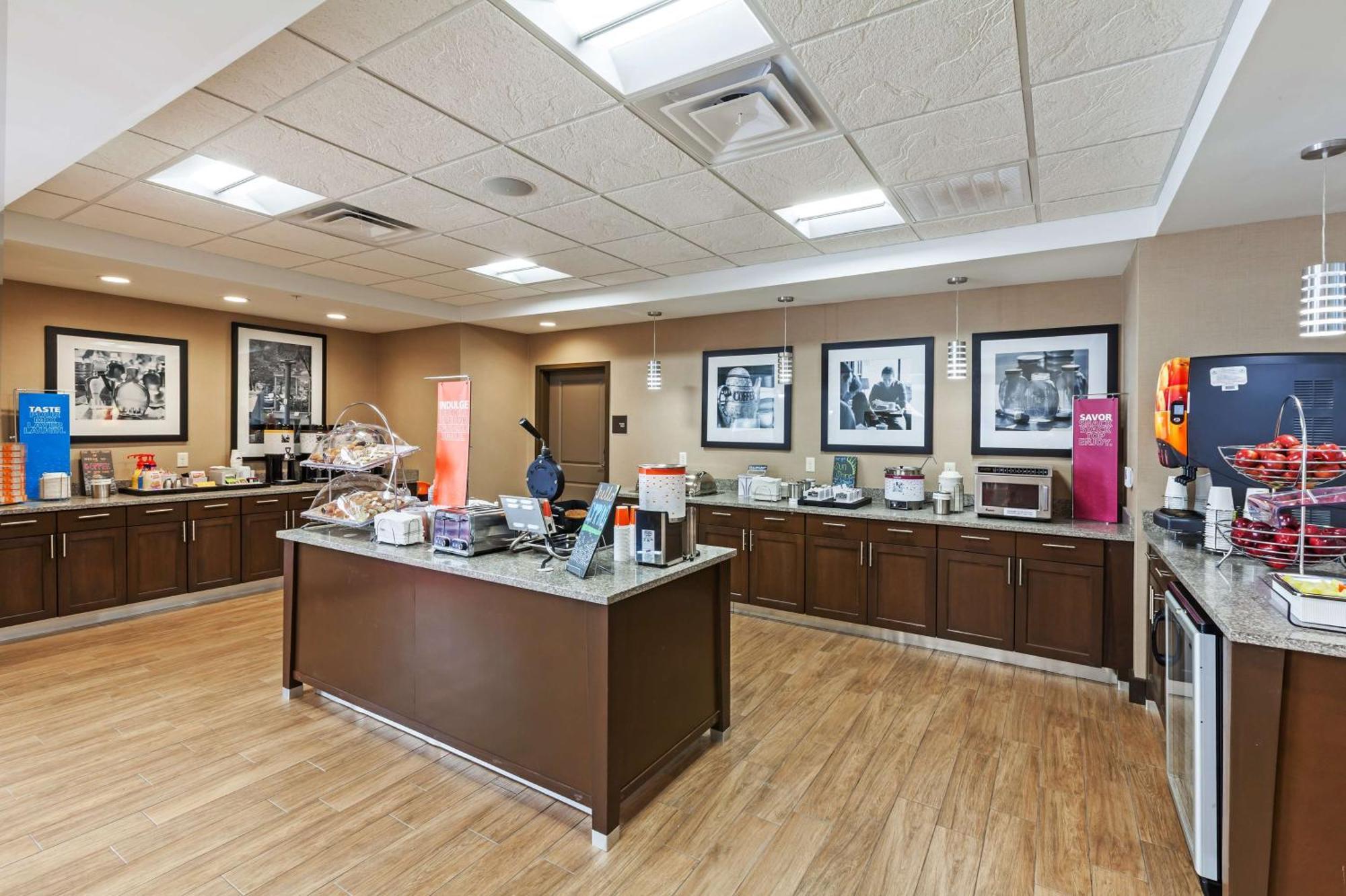 Hampton Inn & Suites Claremore Екстер'єр фото